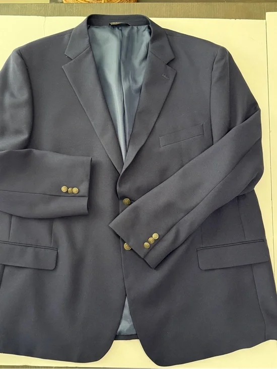 Classic Men's Navy Two-Button Sport Coat - Picture 10 of 11